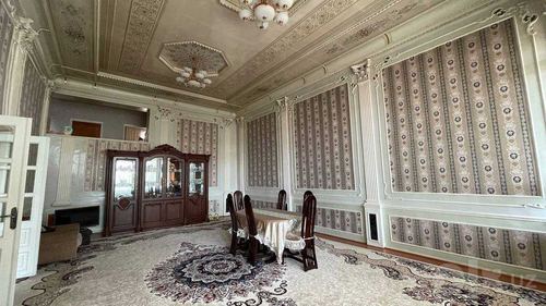 6-комнатный дом, 542 м²
