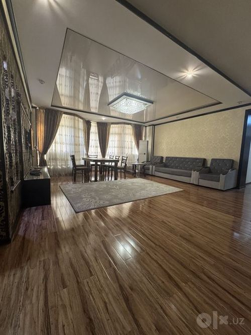 4-xonali kvartira, 142 m²