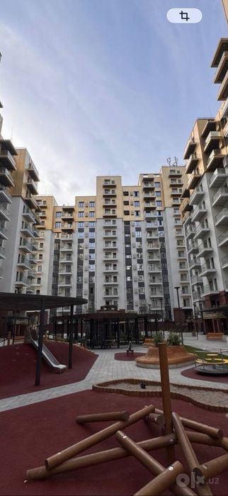 6-комнатная квартира, 216.5 м²