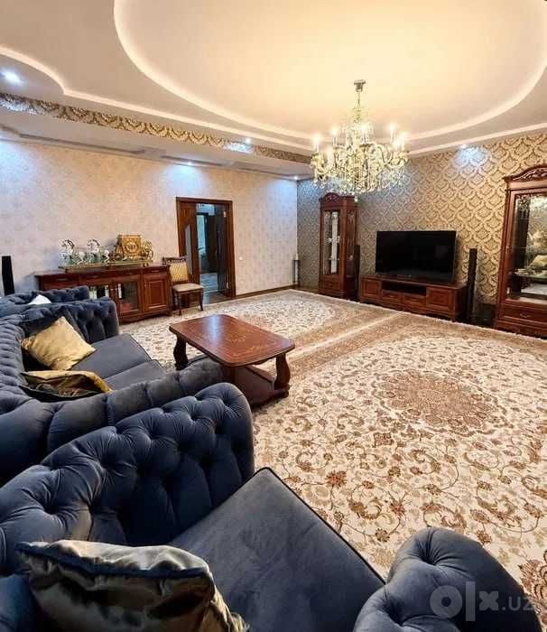 3-комнатная квартира, 160 м², Ташкент, Яккасарайский район, на продажу