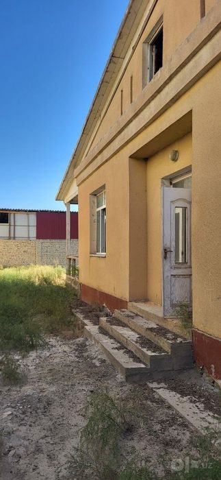 5-xonali uy, 600 m², Вабкент, sotuvga