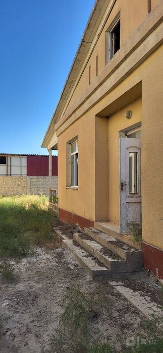 5-xonali uy, 600 m²