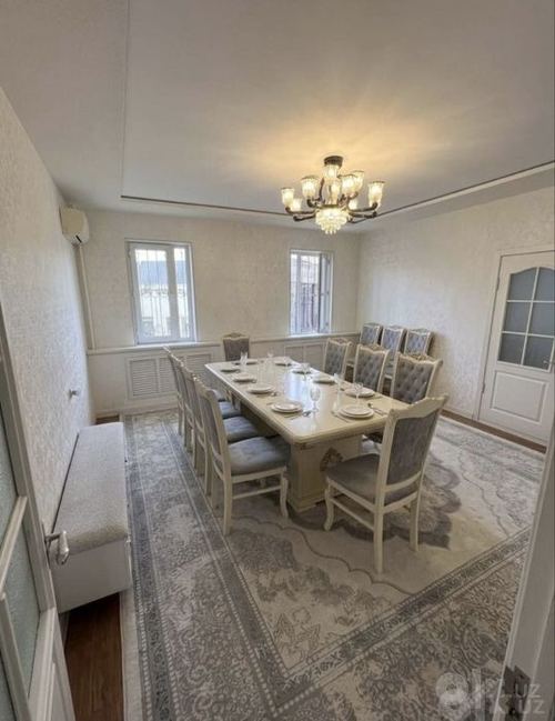 4-xonali kvartira, 90 m²