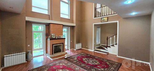 7-room house, 220 m²