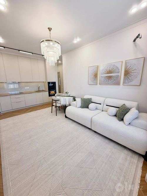 3-xonali kvartira, 85 m²