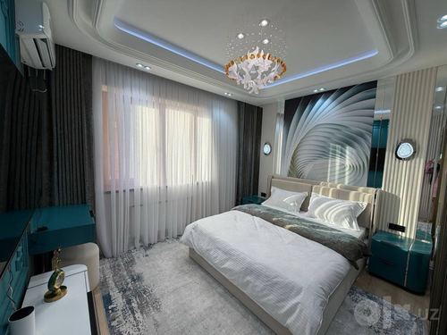 4-комнатная квартира, 140 м²