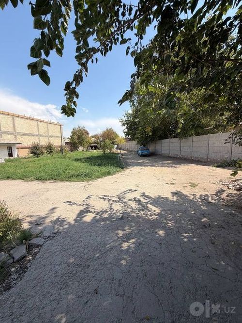 Новый парк Узбекистан, продаётся земельный участок 16-соток