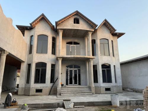 7-xonali uy, 650 m²
