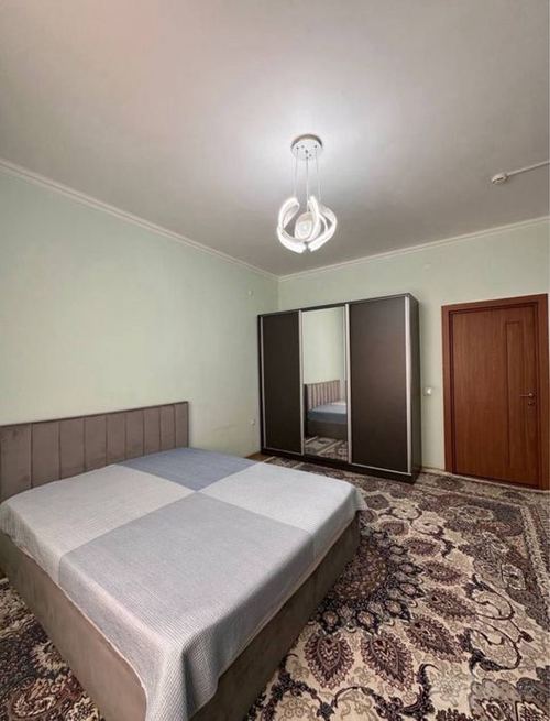 2-xonali kvartira, 80 m²