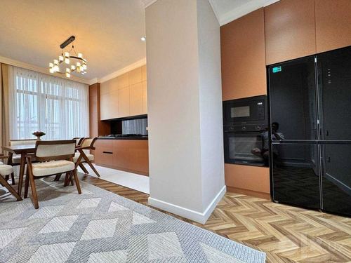 4-xonali kvartira, 115 m²