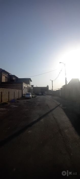 Olmazor rayo'nda ohunboboyevda 2 sotix fasati 10*20 ichkarisiga 75000$