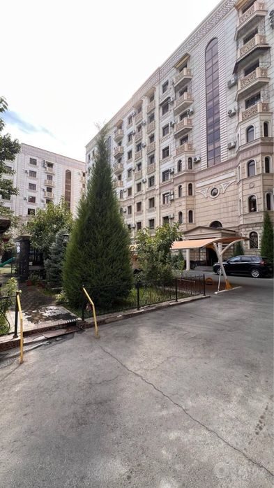 3-комнатная квартира, 104 м², Ташкент, Яккасарайский район, на продажу