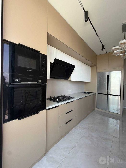 4-комнатная квартира, 130 м², Ташкент, Мирабадский район, на продажу