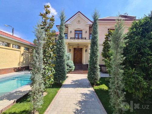 6-room house, 600 m²