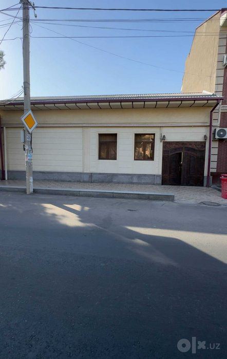 7-xonali uy, 338 m²