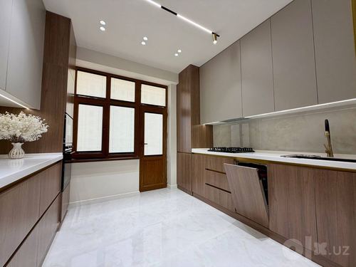 3-xonali kvartira, 86 m²