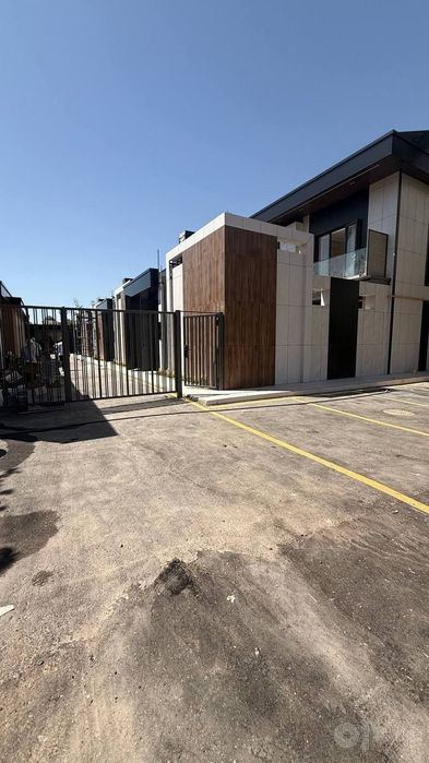 5-room cottage, 300 m²