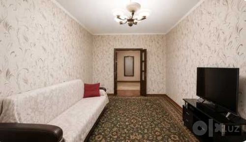 3-xonali kvartira, 77 m²