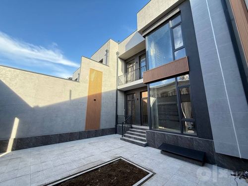 6-xonali uy, 324 m²