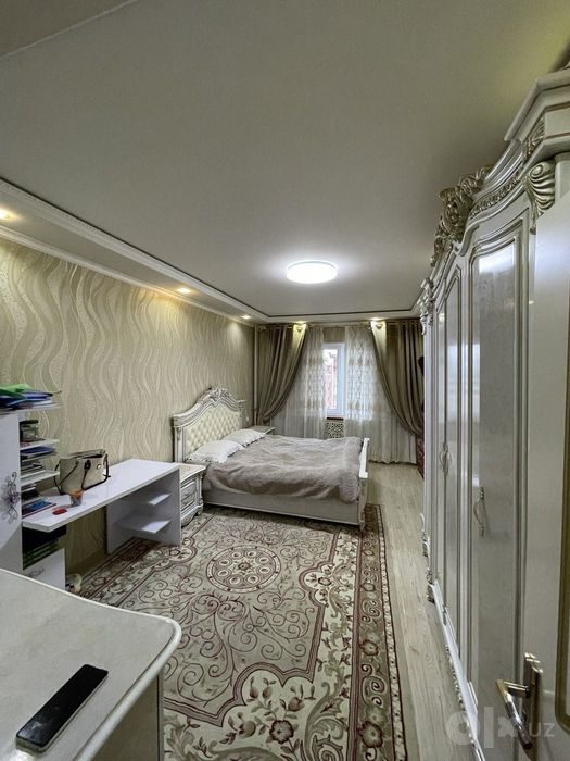 4-комнатная квартира, 100 м², Ташкент, Мирзо-Улугбекский район, на продажу