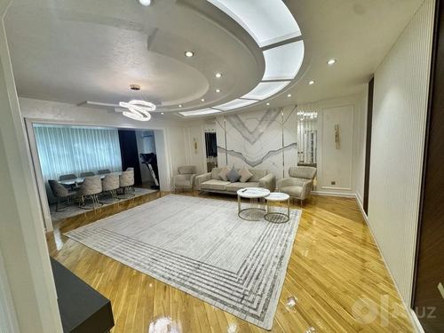 4-xonali kvartira, 140 m²