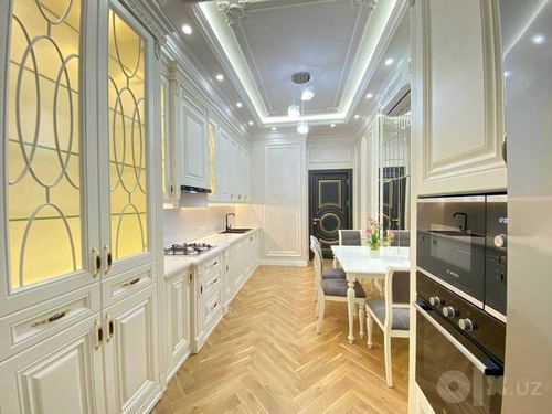 3-комнатная квартира, 105 м²
