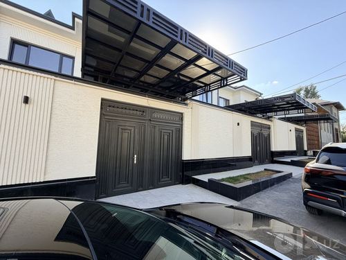 6-комнатный дом, 260 м²