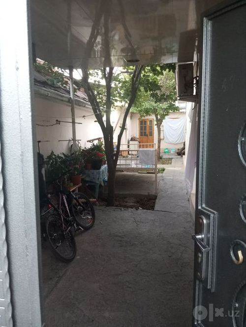 5-room house, 2500 m²