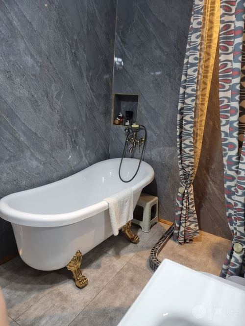 4-комнатная квартира, 136 м²