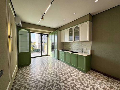 3-xonali kvartira, 90 m²