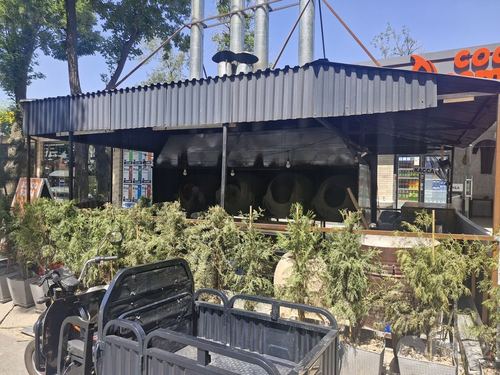 Аренда суб аренда.  Сукок кук сомса Гушт сомса, пирожки гумма . Гриль