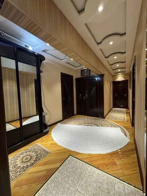 4-room apartment, 142 m²