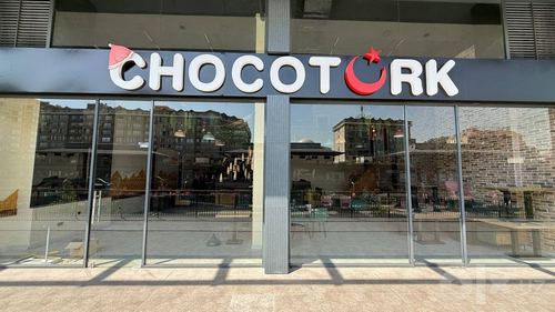Продается помещение в Сеул Мун 79кв.м + 81кв.м
