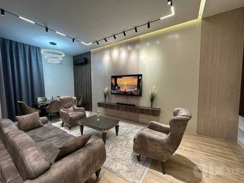 2-xonali kvartira, 84 m²