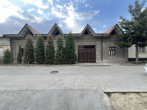 8-комнатная часть дома, 4.2 м²