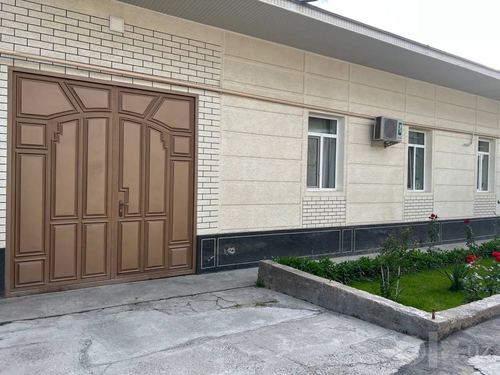 5-комнатный дом, 200 м²