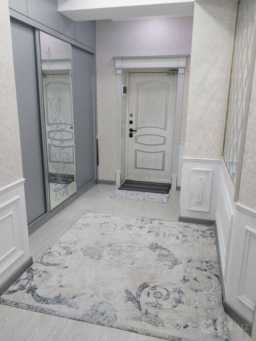 3-xonali kvartira, 90 m²