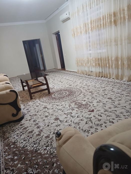 3-комнатная квартира, 100 м², Бухара, в аренду