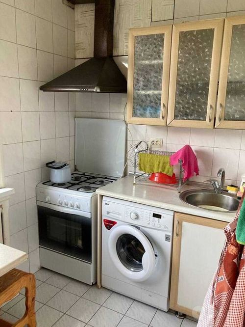 3-xonali kvartira, 90 m²