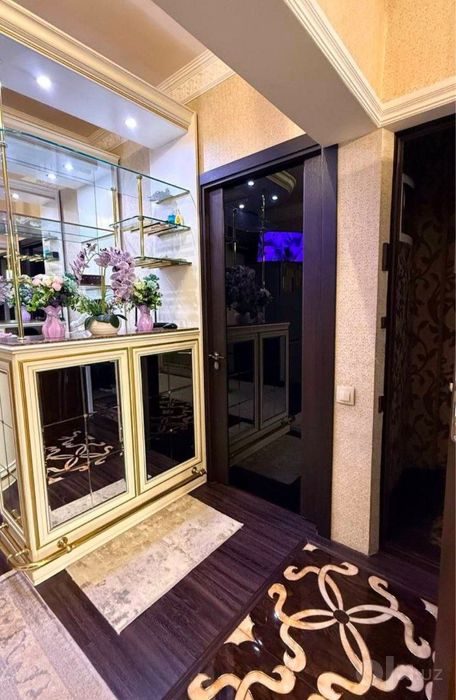 4-комнатная квартира, 96 м², Ташкент, Юнусабадский район, на продажу
