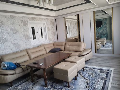 3-xonali kvartira, 90 m²