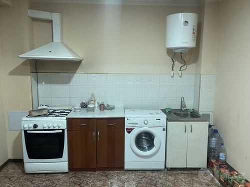 1-xonali kvartira, 65 m²