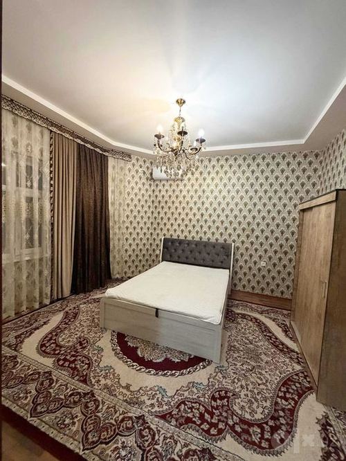 6-комнатный дом, 200 м²