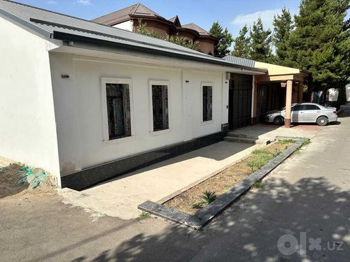 4-xonali uy, 306 m²