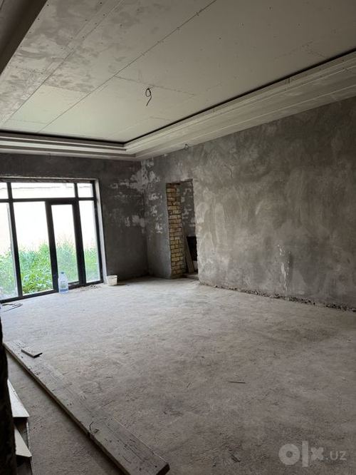 5-room house, 400 m²