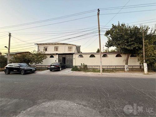 11-room house, 660 m²