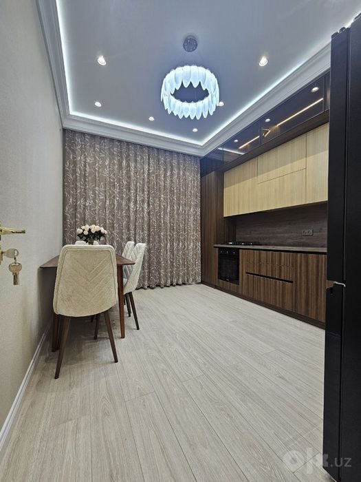 3-комнатная квартира, 70 м², Ташкент, Яккасарайский район, на продажу