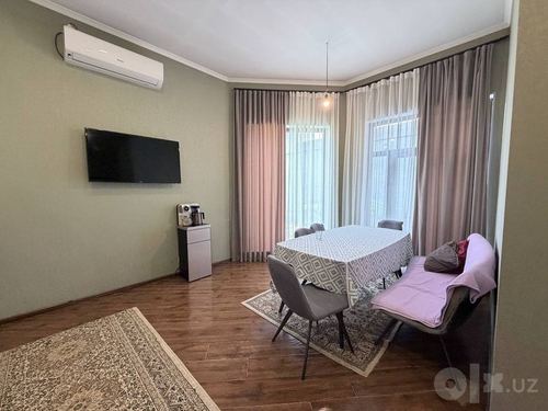 6-room house, 240 m²