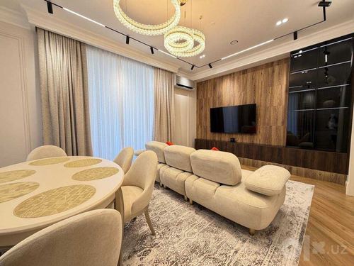 3-комнатная квартира, 105 м²