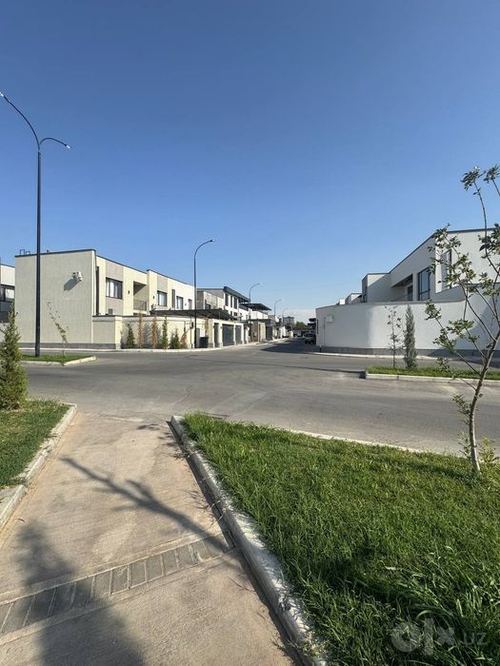 7-room cottage, 270 m²